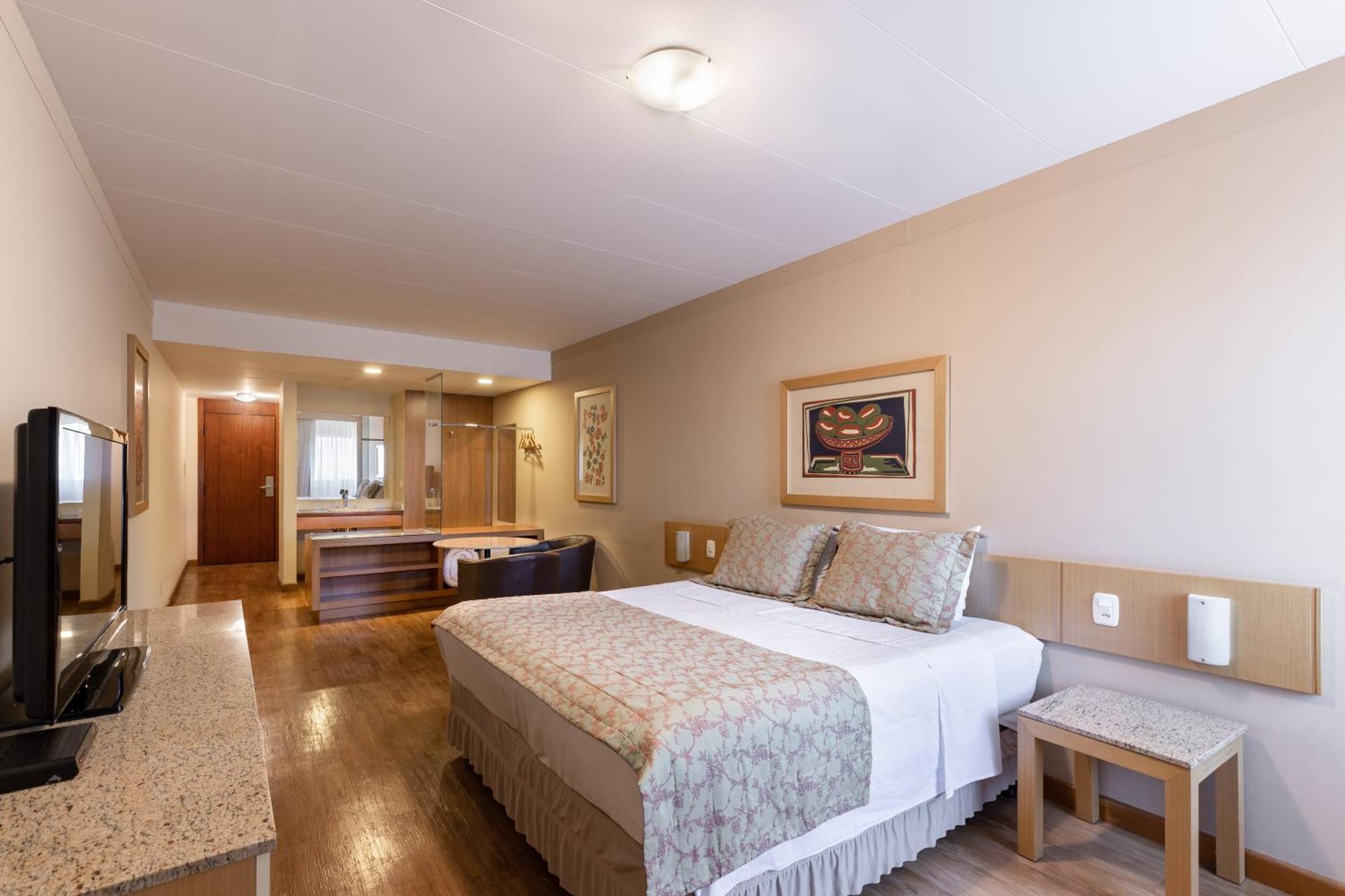 Hotel Crystal Londrina Bagian luar foto