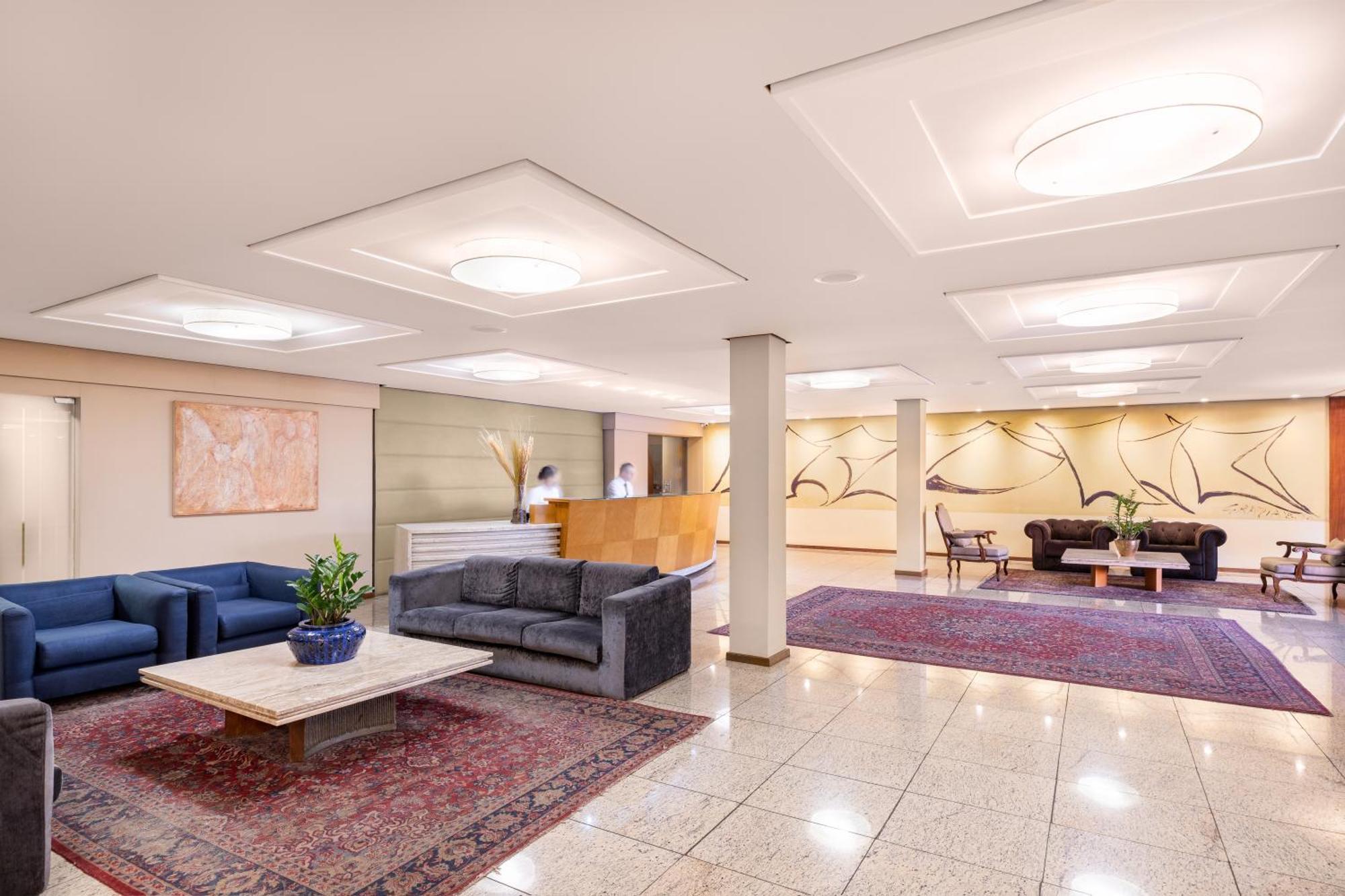 Hotel Crystal Londrina Bagian luar foto