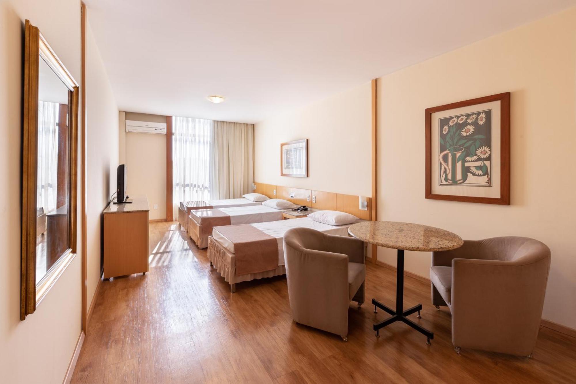 Hotel Crystal Londrina Bagian luar foto