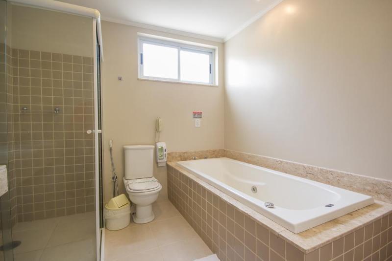Hotel Crystal Londrina Bagian luar foto